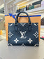 LOUIS VUITTON ON THE GO PM