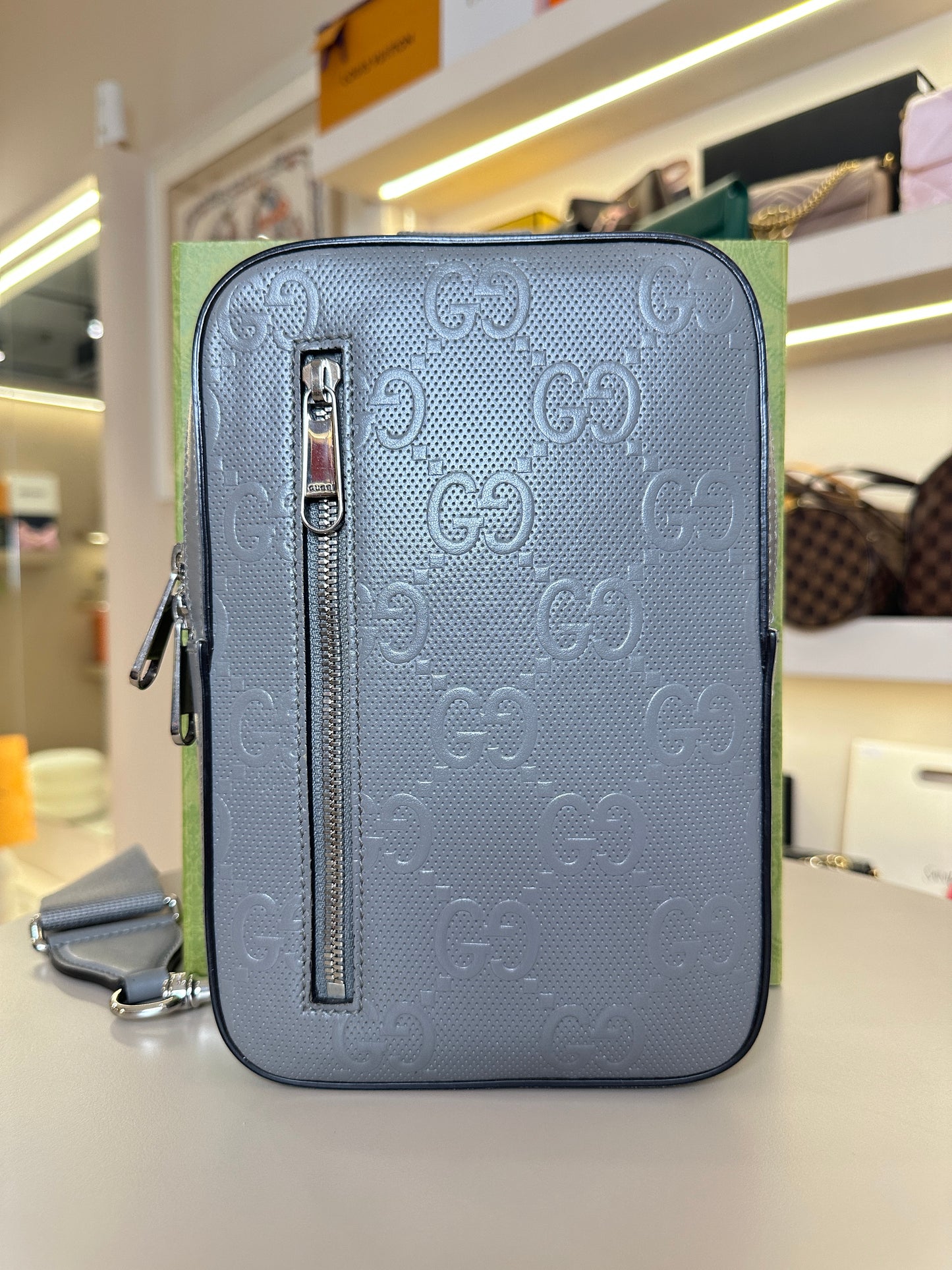 GUCCI GG GREY EMBOSSED CROSSBODY