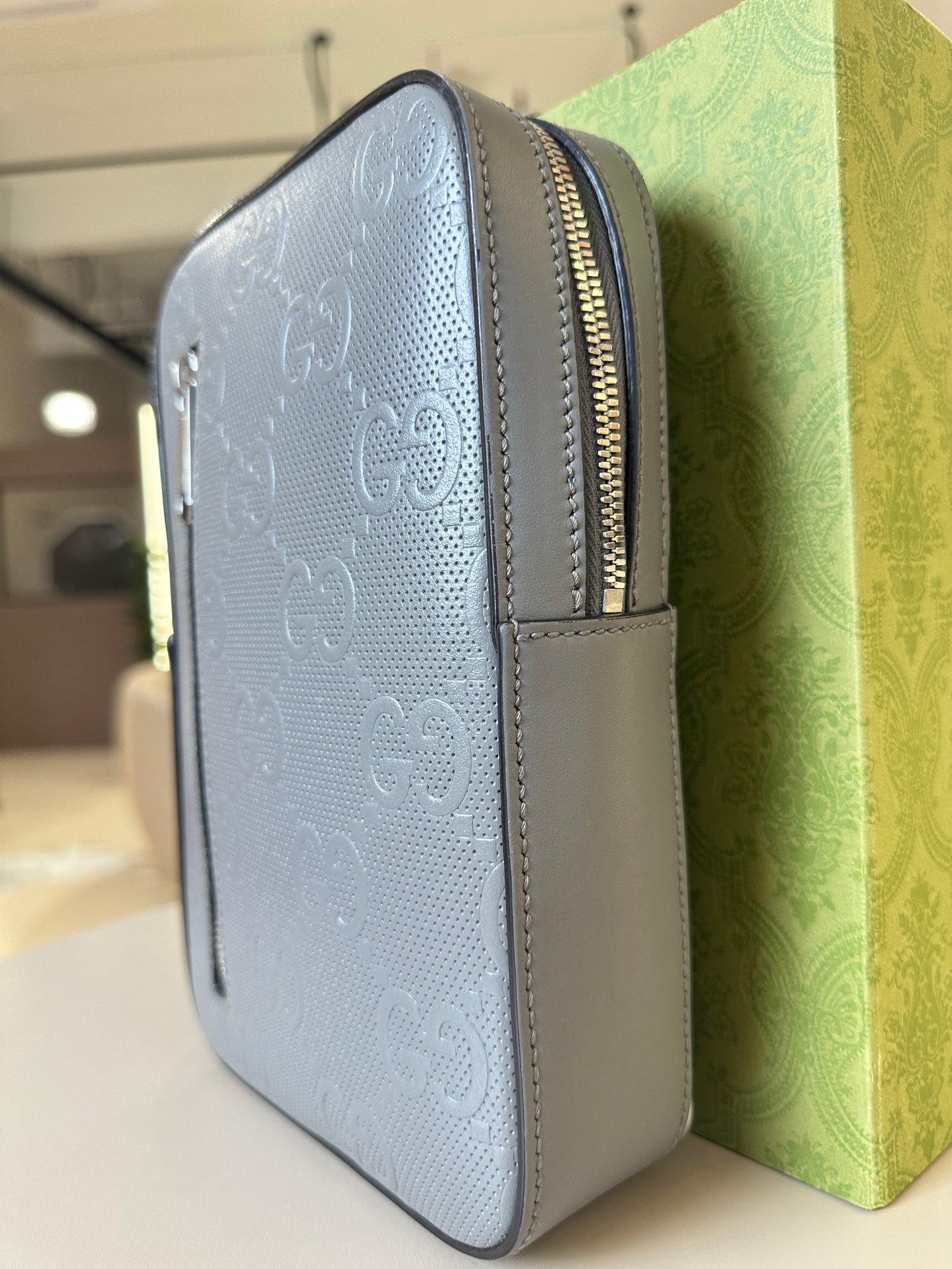GUCCI GG GREY EMBOSSED CROSSBODY