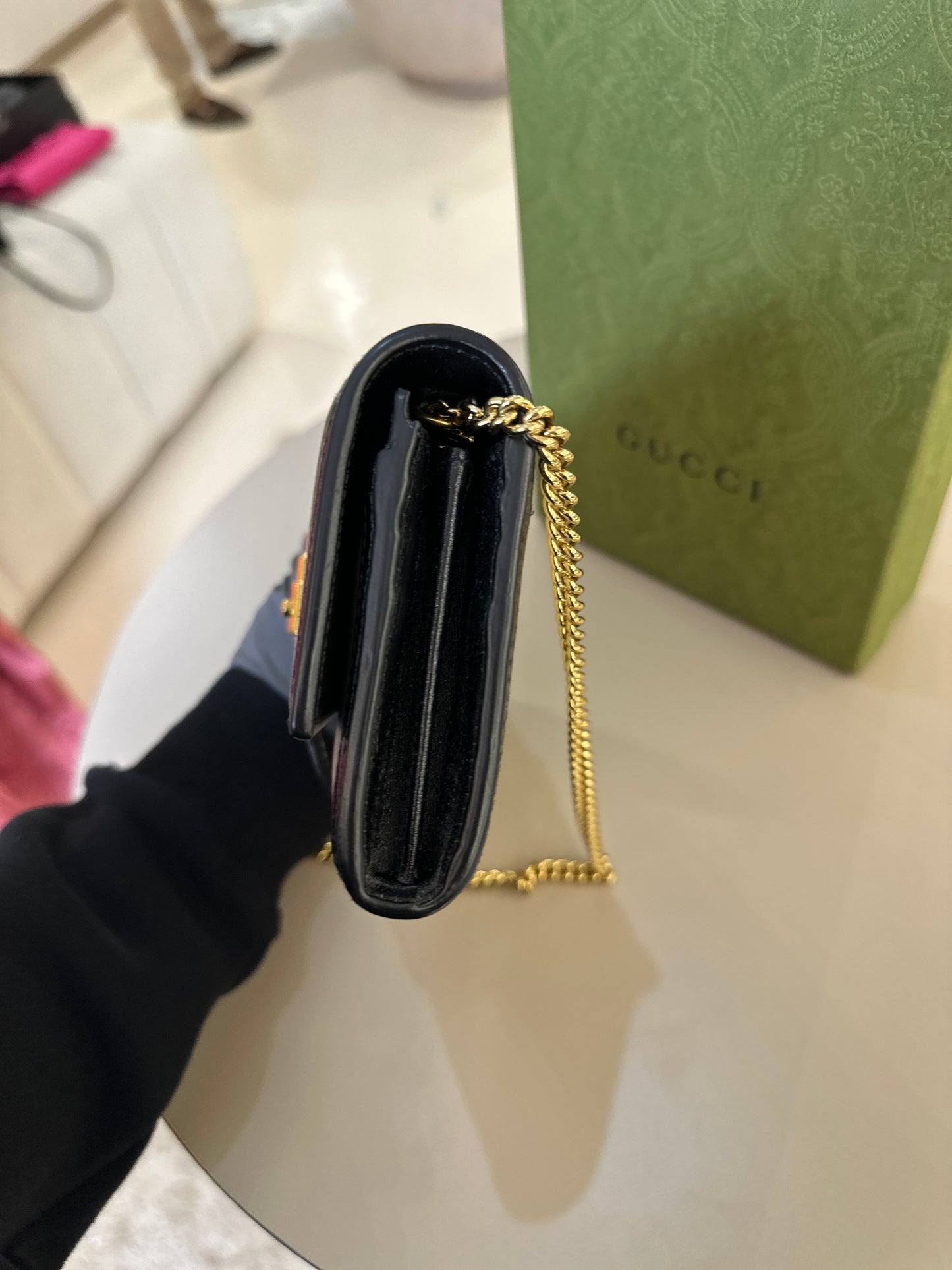 GUCCI JACKIE WALLET ON CHAIN