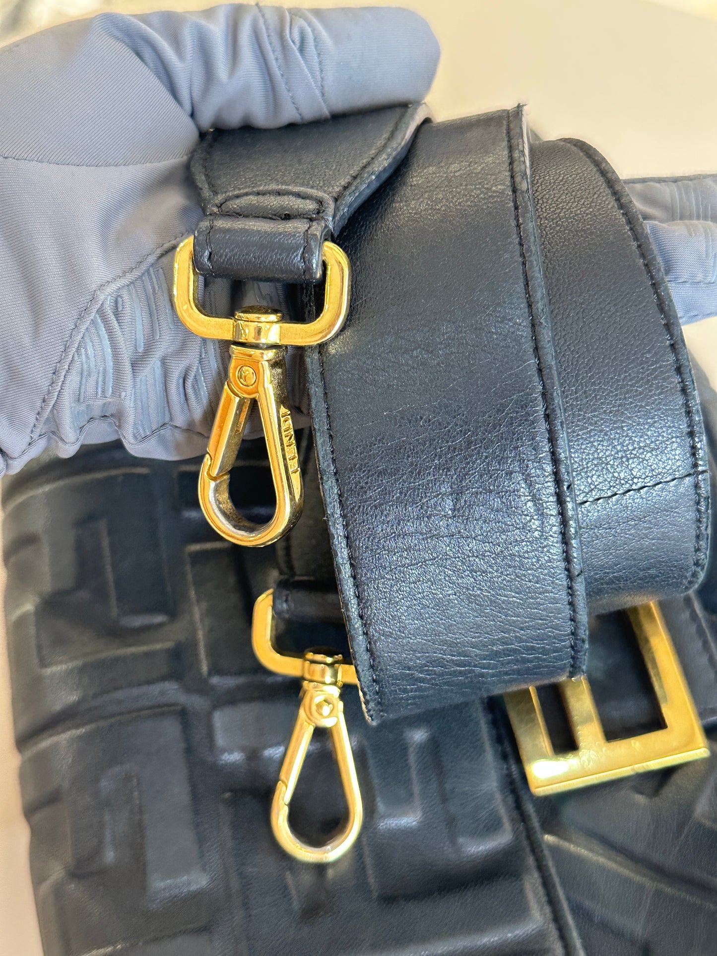 FENDI BAGUETTE MEDIUM