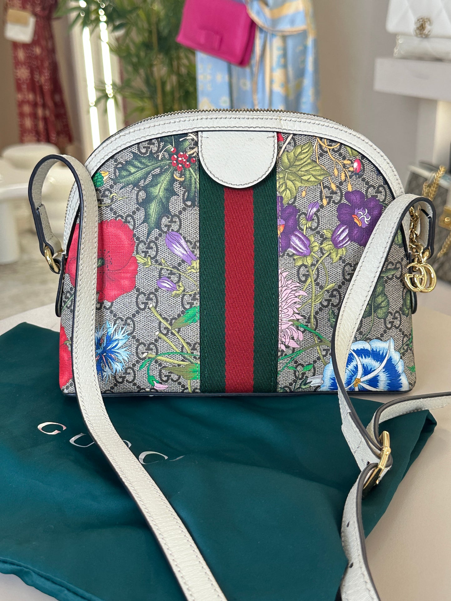 GUCCI GG SUPREME MONOGRAM FLORAL