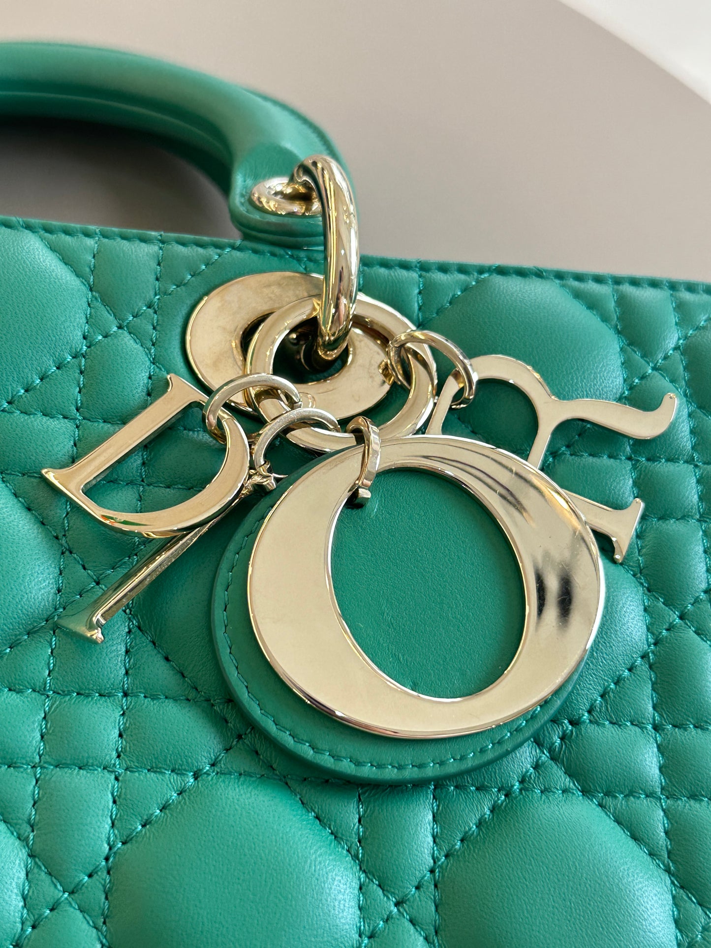 DIOR D-JOY MEDIUM