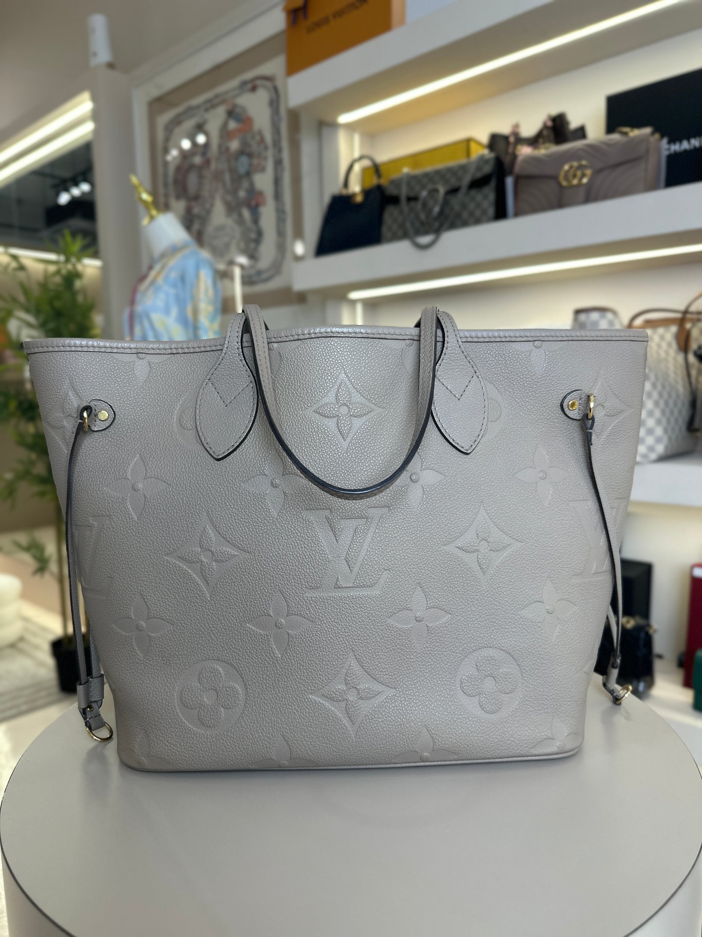 LOUIS VUITTON NEVERFULL MM EMPREINTE TOURTERELLE