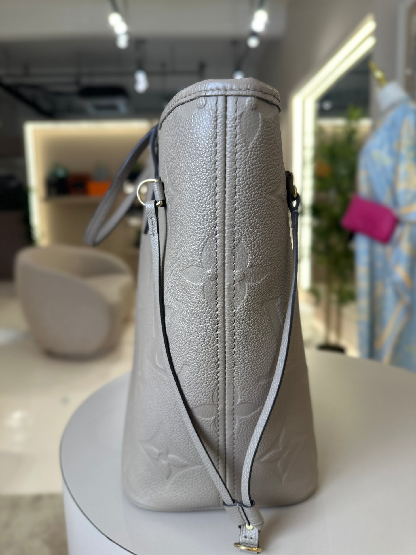 LOUIS VUITTON NEVERFULL MM EMPREINTE TOURTERELLE
