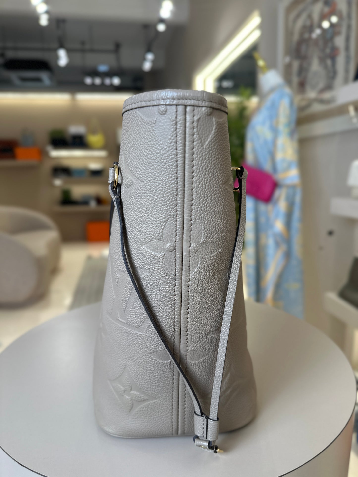 LOUIS VUITTON NEVERFULL MM EMPREINTE TOURTERELLE