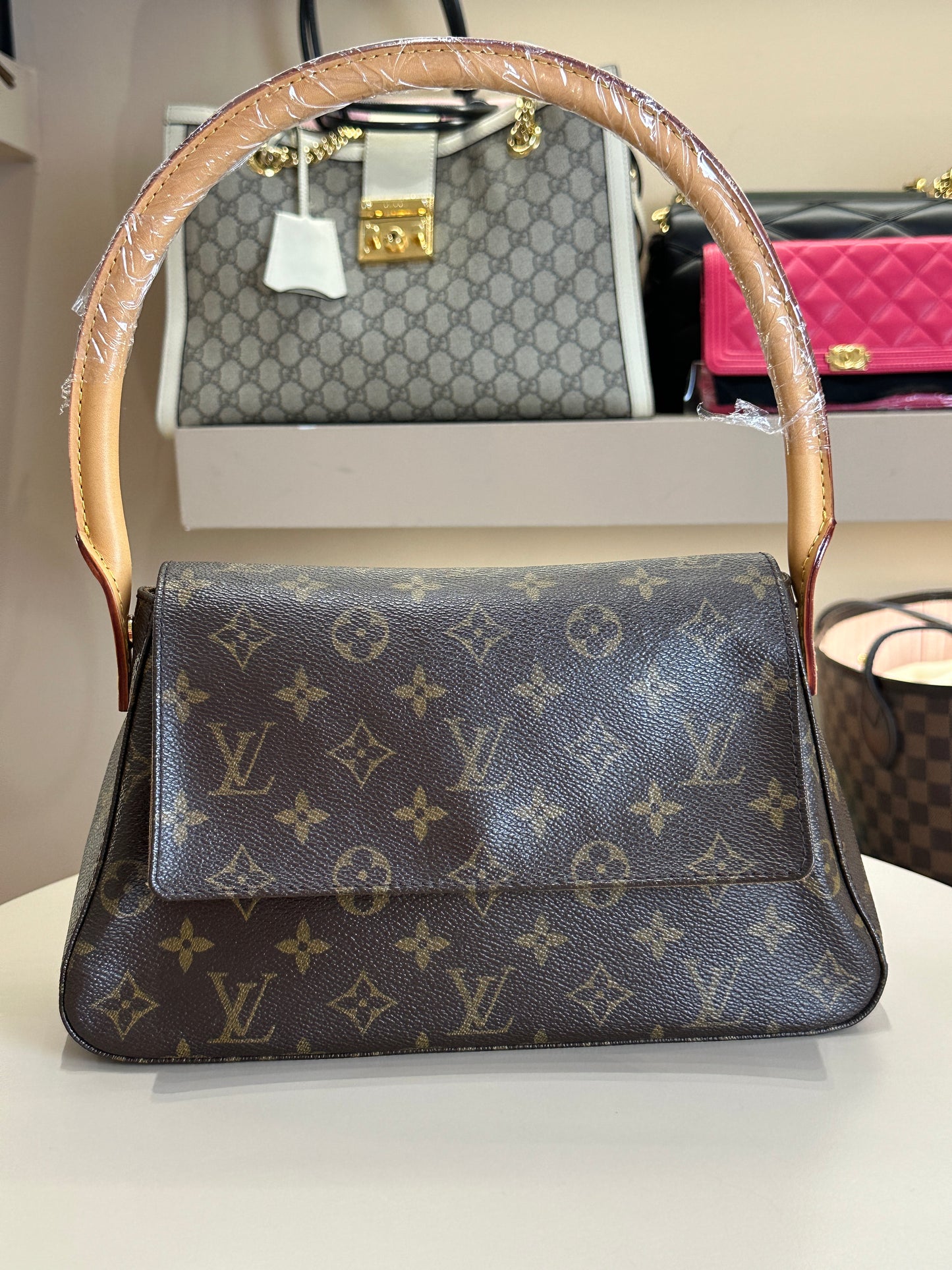LOUIS VUITTON LOOP BAG