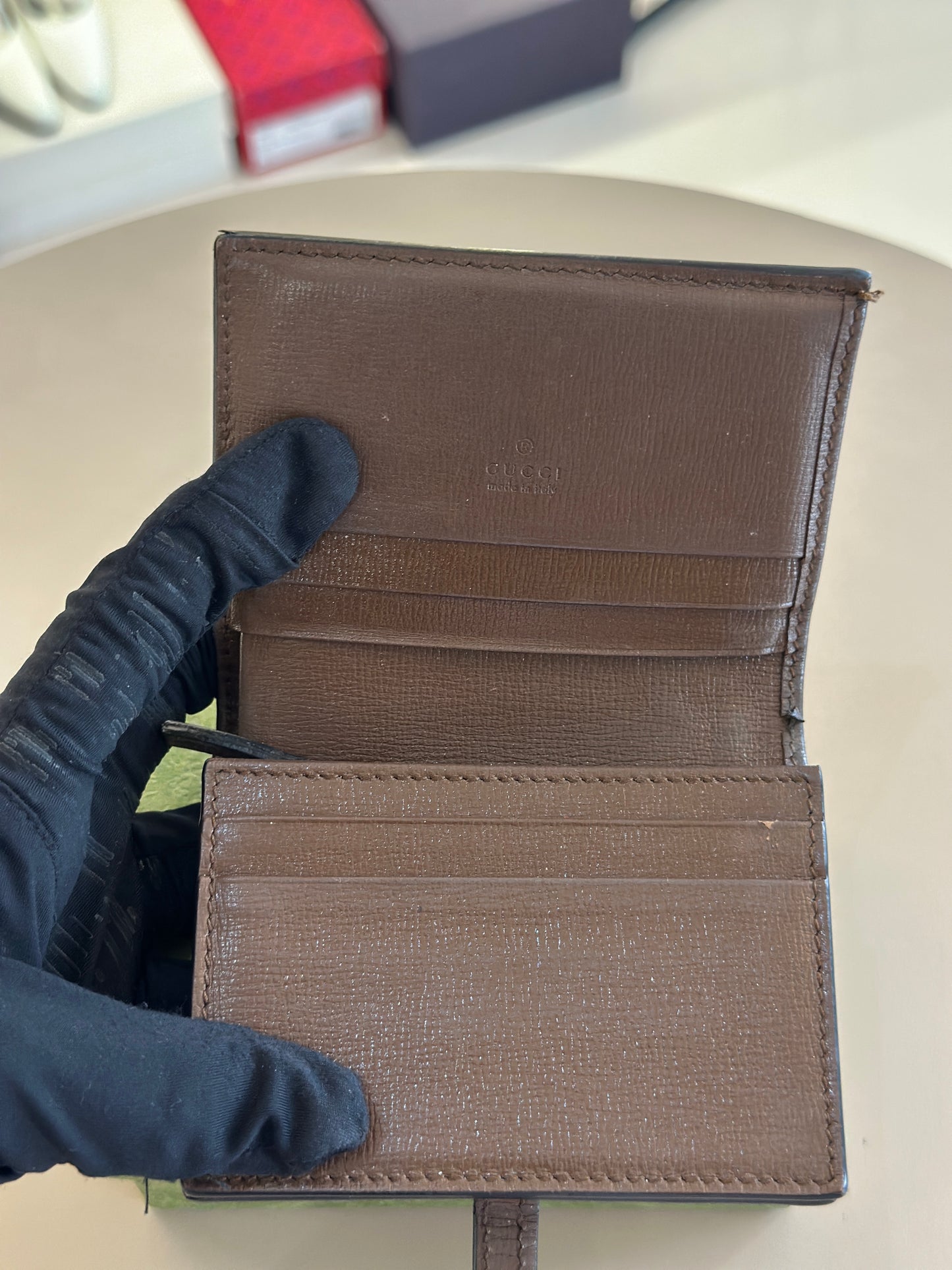 GUCCI COMPACT WALLET