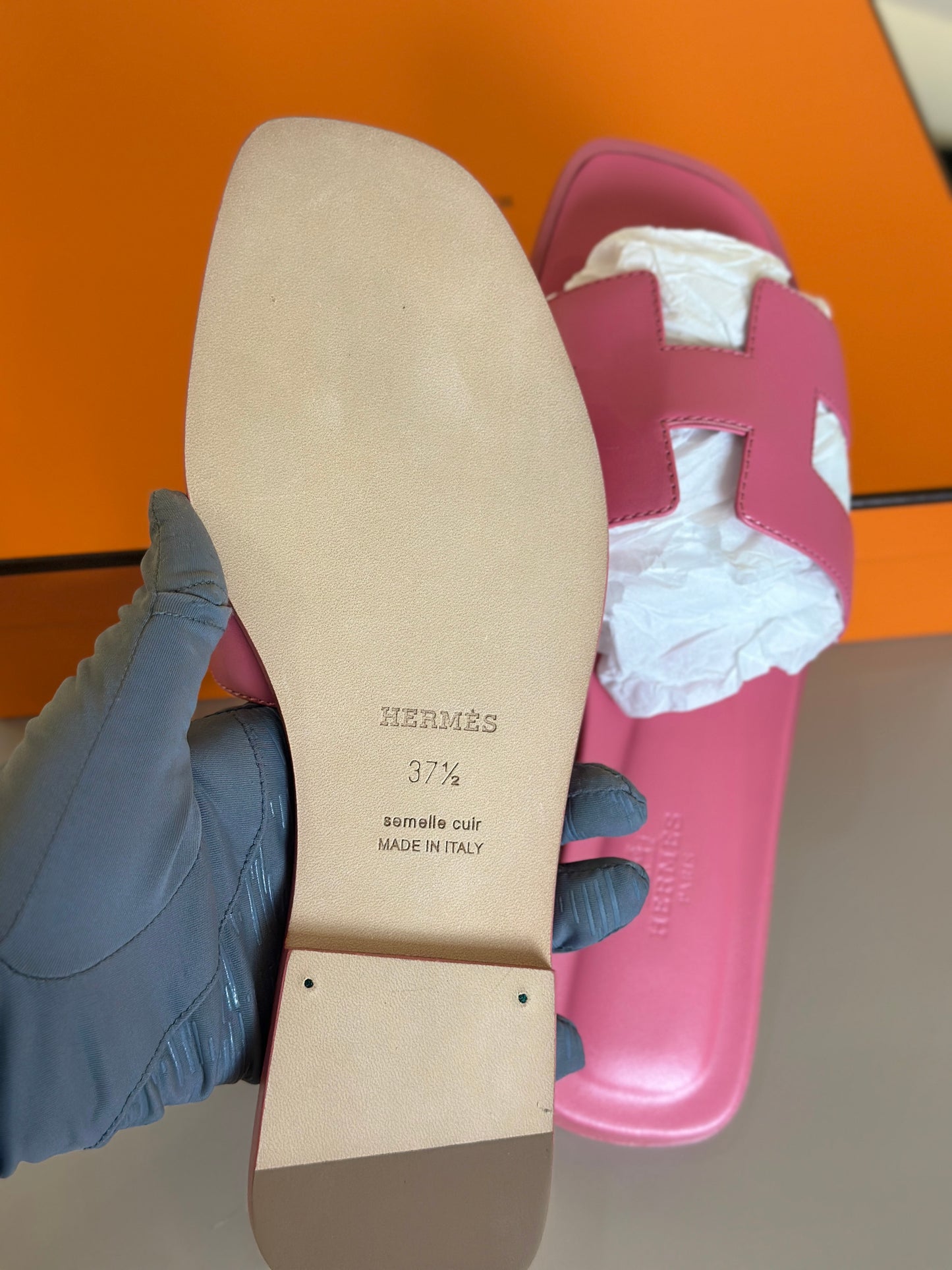 HERMES ORAN SANDAL PINK