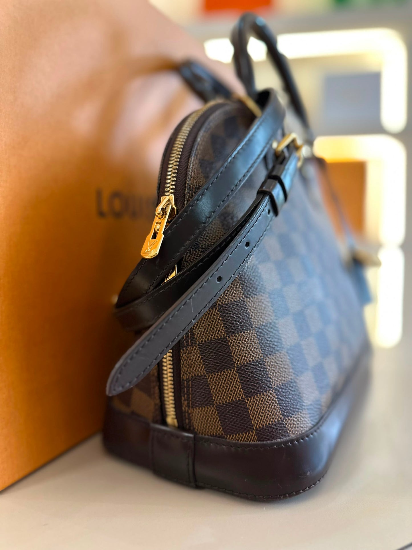 LOUIS VUITTON ALMA PM